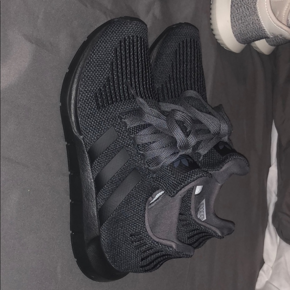 adidas swift runs